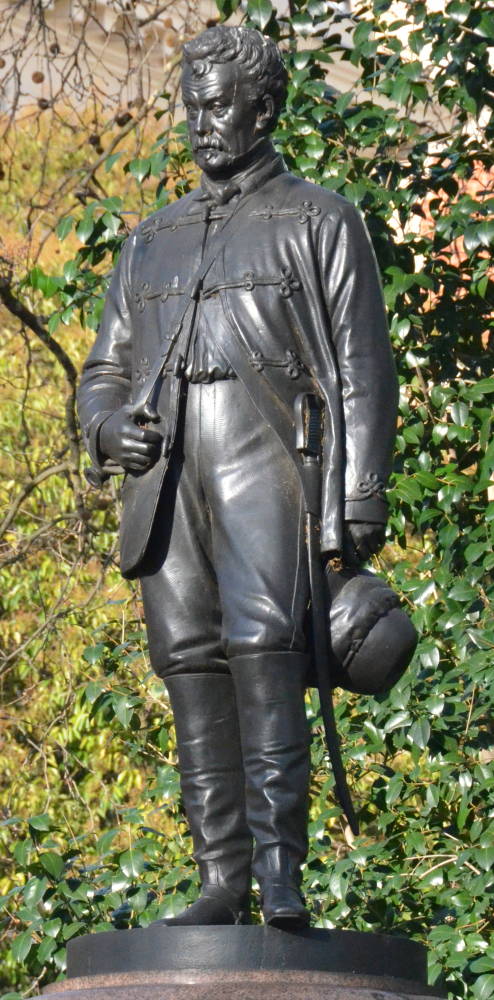 Statue of Colin Campbell, Field Marshal Lord Clyde