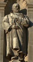 Statue of Watts on V&A