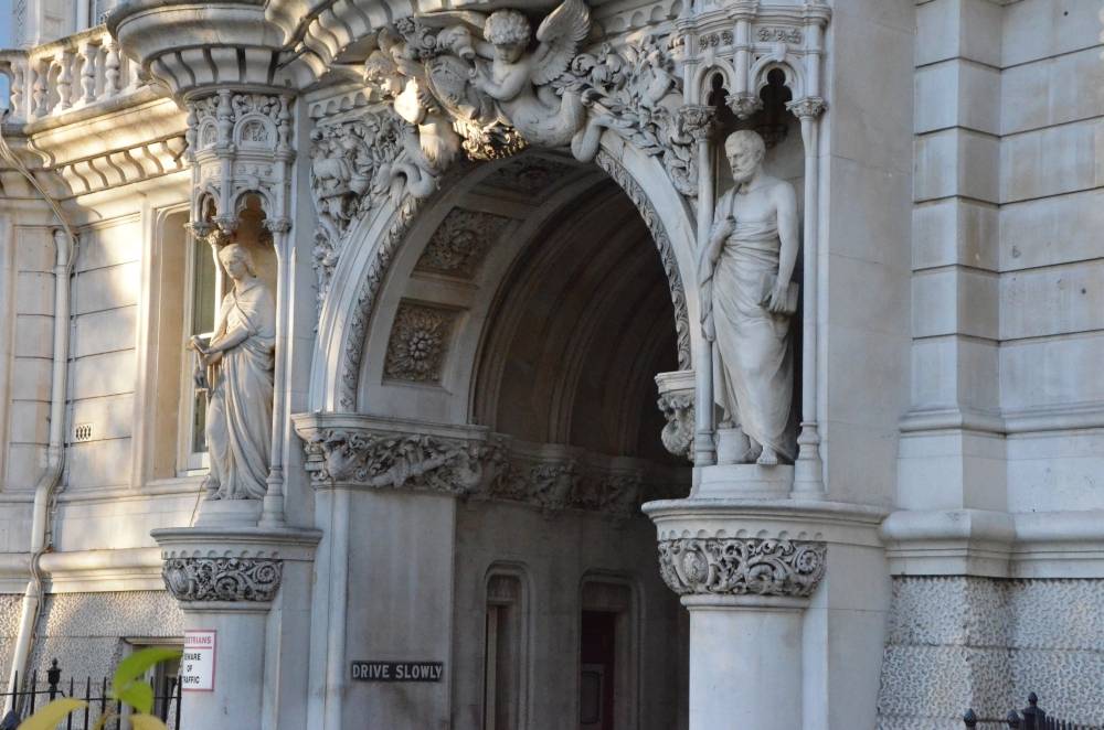 Central archway
