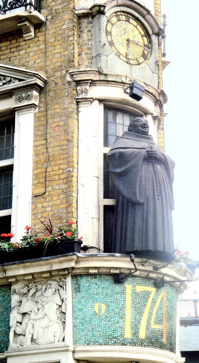 The Black Friar Pub