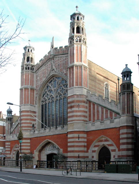 Luminaria, La iglesia de Santísima Trinidad