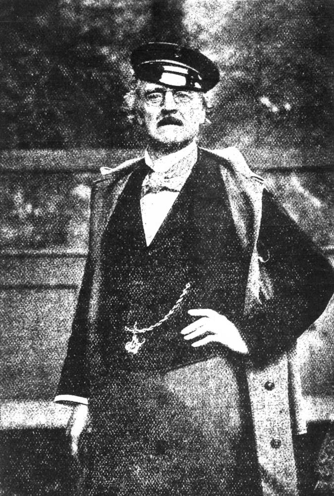 Photograph of  John Leighton