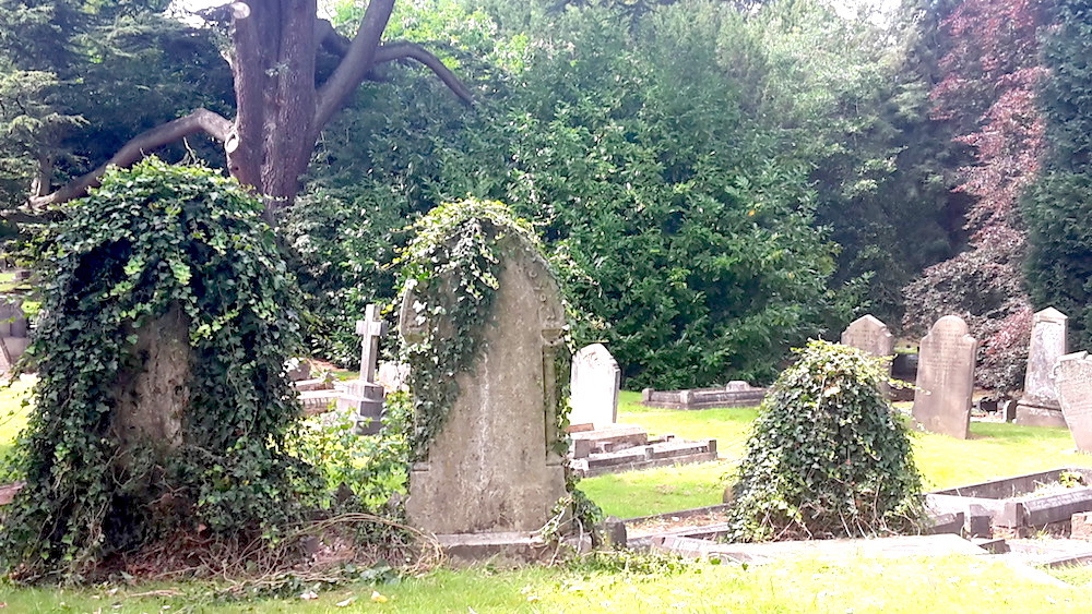 London Road Cemetery