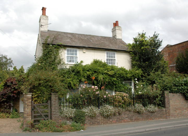Vine Cottage, Lower Halliford Green, Surrey