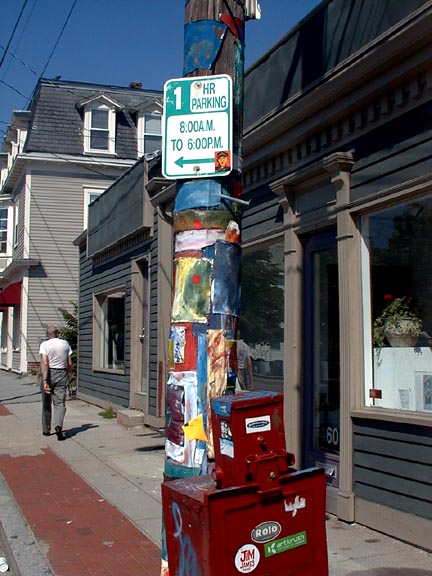 Decorated pole, pedestrian, and galleries 