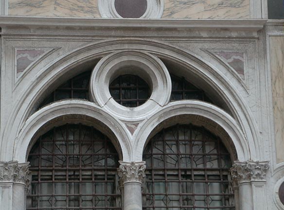 The location of Tintoretto's The Annunciation in the lower hall of the Scuola Grande di San Rocco.