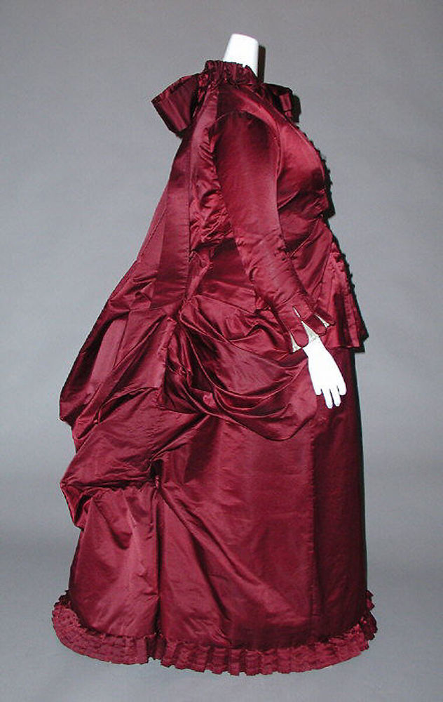 Fashionable red Maternity Gown of 1882