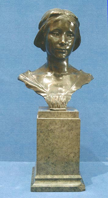 bust of Griselda