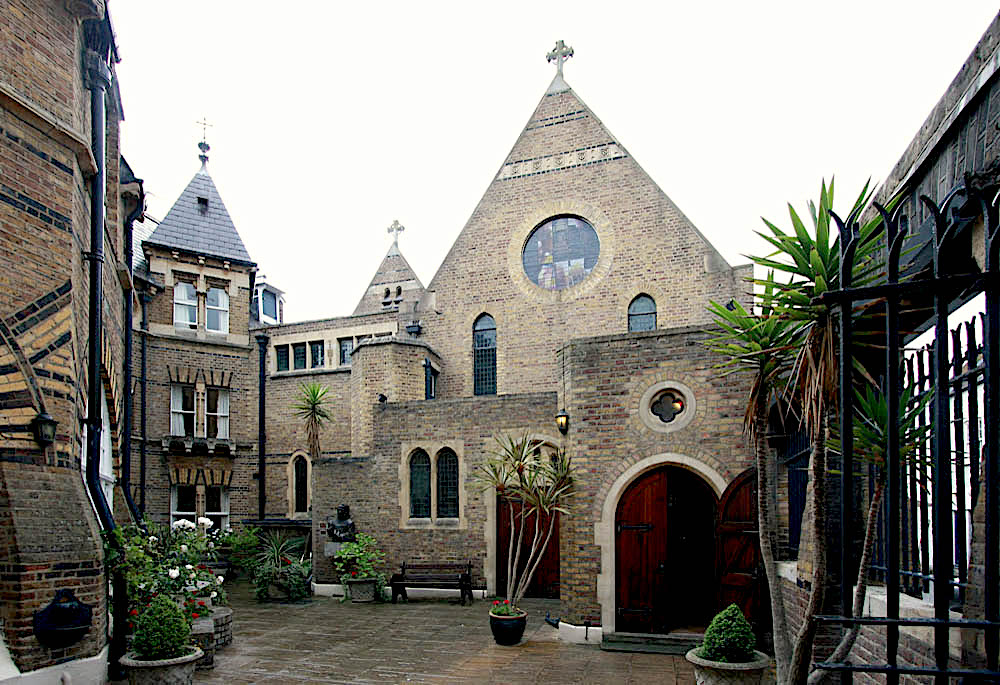 St Francis of Assisi, exterior