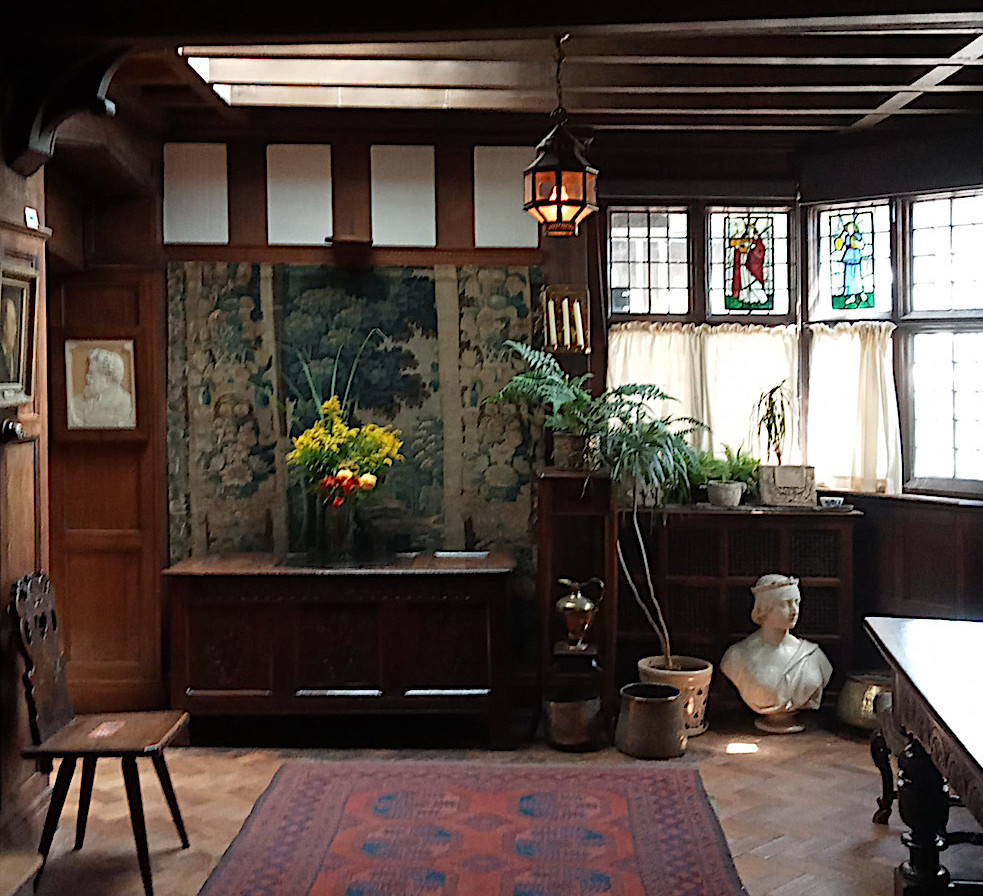 Wightwick Manor, entrance hall