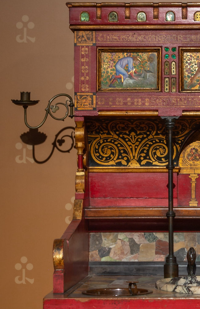 Wash Stand detail