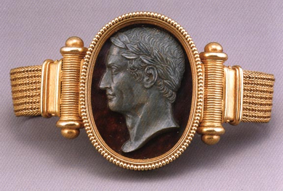 Bracelet with reversible cameo of Julius Caesar and Augustus