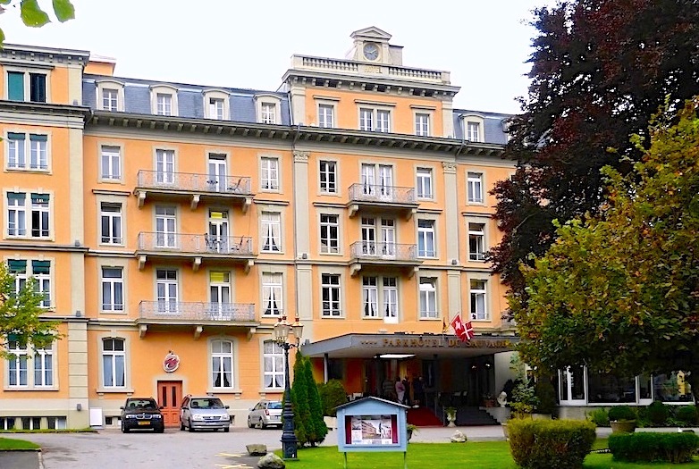 Front of Park Hotel du Sauvage