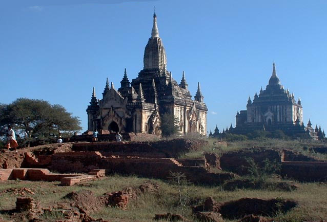 The Thatbyinnyu Temple,  Bagan, Burma [Myanmar]. 