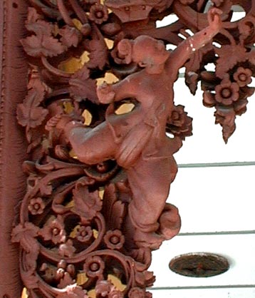 Carving of a guardian spirit