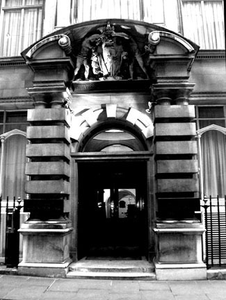 Moorgate Place Entrance