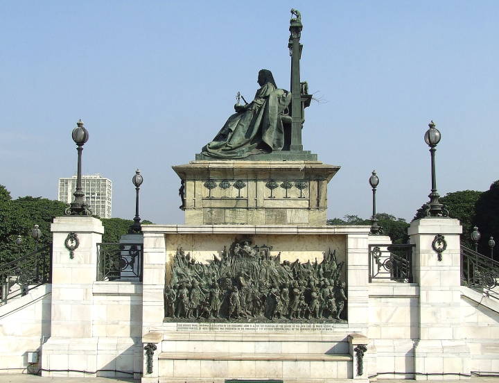 Frampton's Jubilee Monument for Queen Victoria, Calcutta