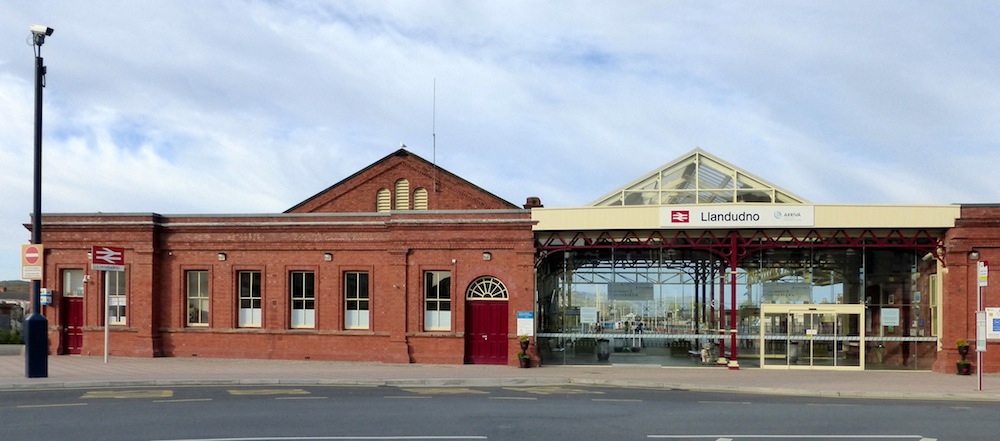Llandudno Station, N. Wales